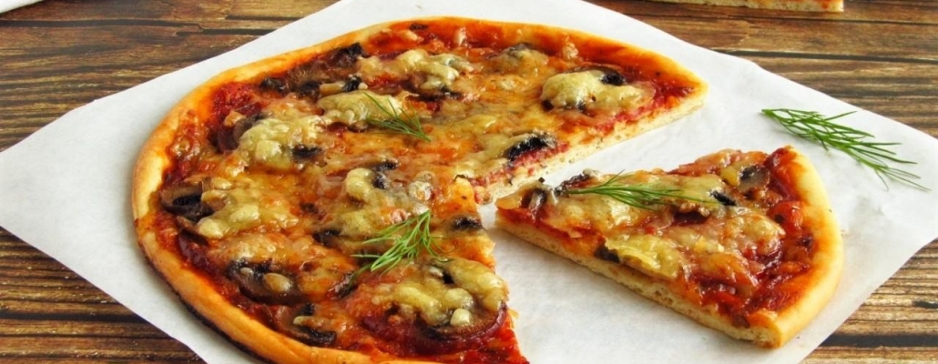 蘑菇香腸披薩